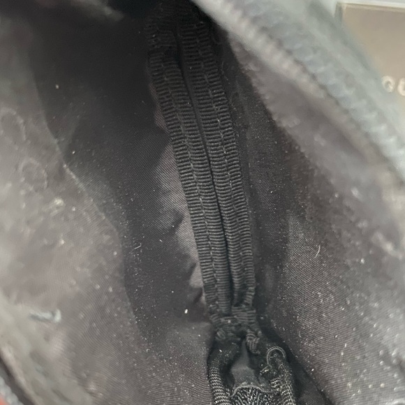 GUCCI Card / Coin Purse - Picture 9 of 11